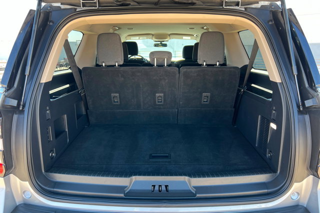 Used 2024 Ford Expedition Max XLT image 23