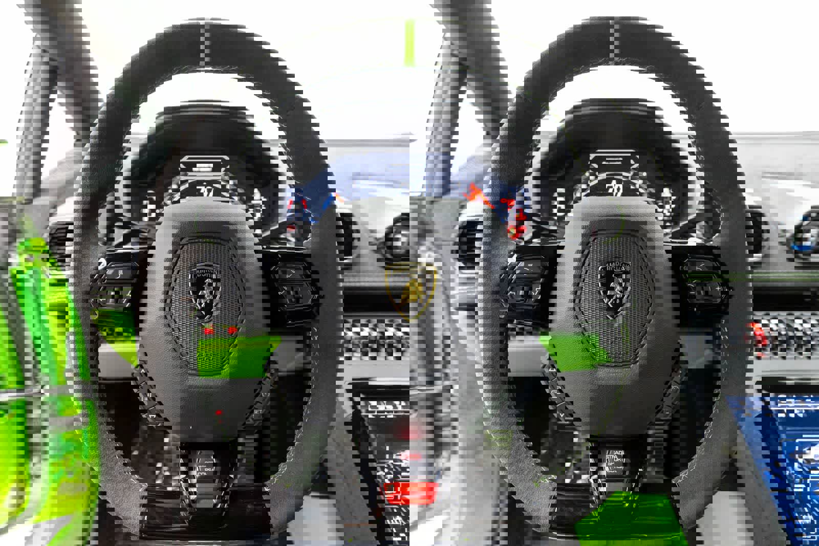 Used 2024 Lamborghini Huracan Tecnica image 15