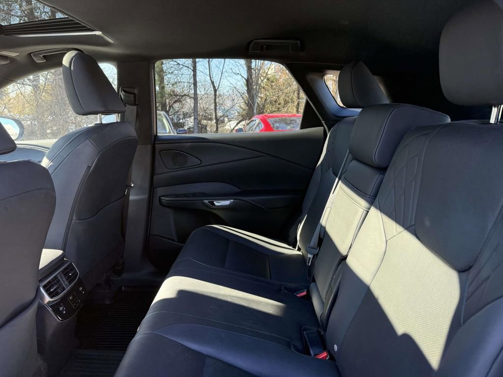 Used 2024 Lexus RX 350 Premium w/ Accessory Package image 17