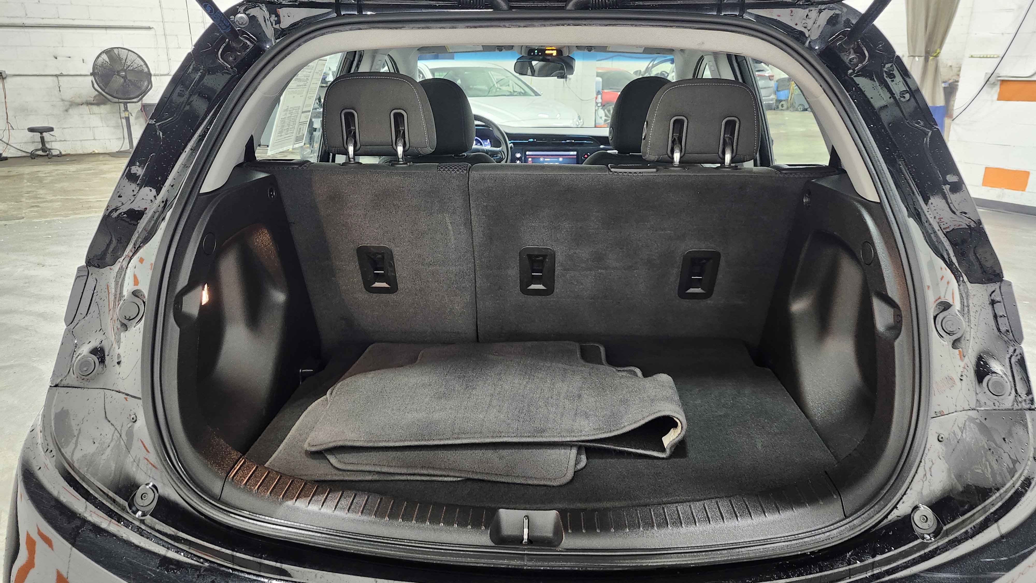 Used 2022 Chevrolet Bolt LT image 20