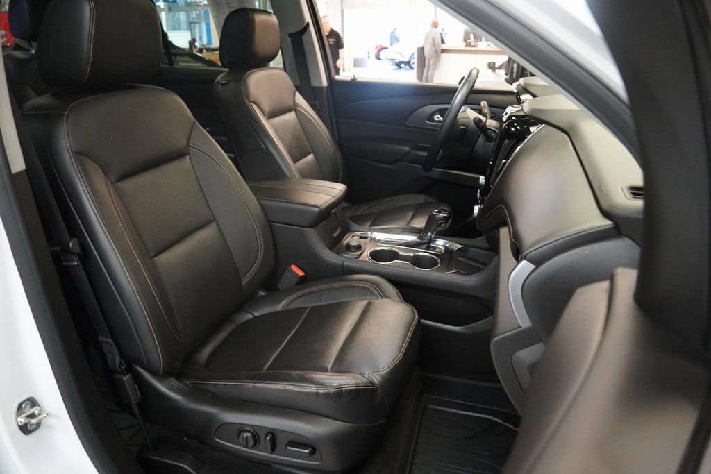 Used 2019 Chevrolet Traverse Premier w/ Redline Edition image 37