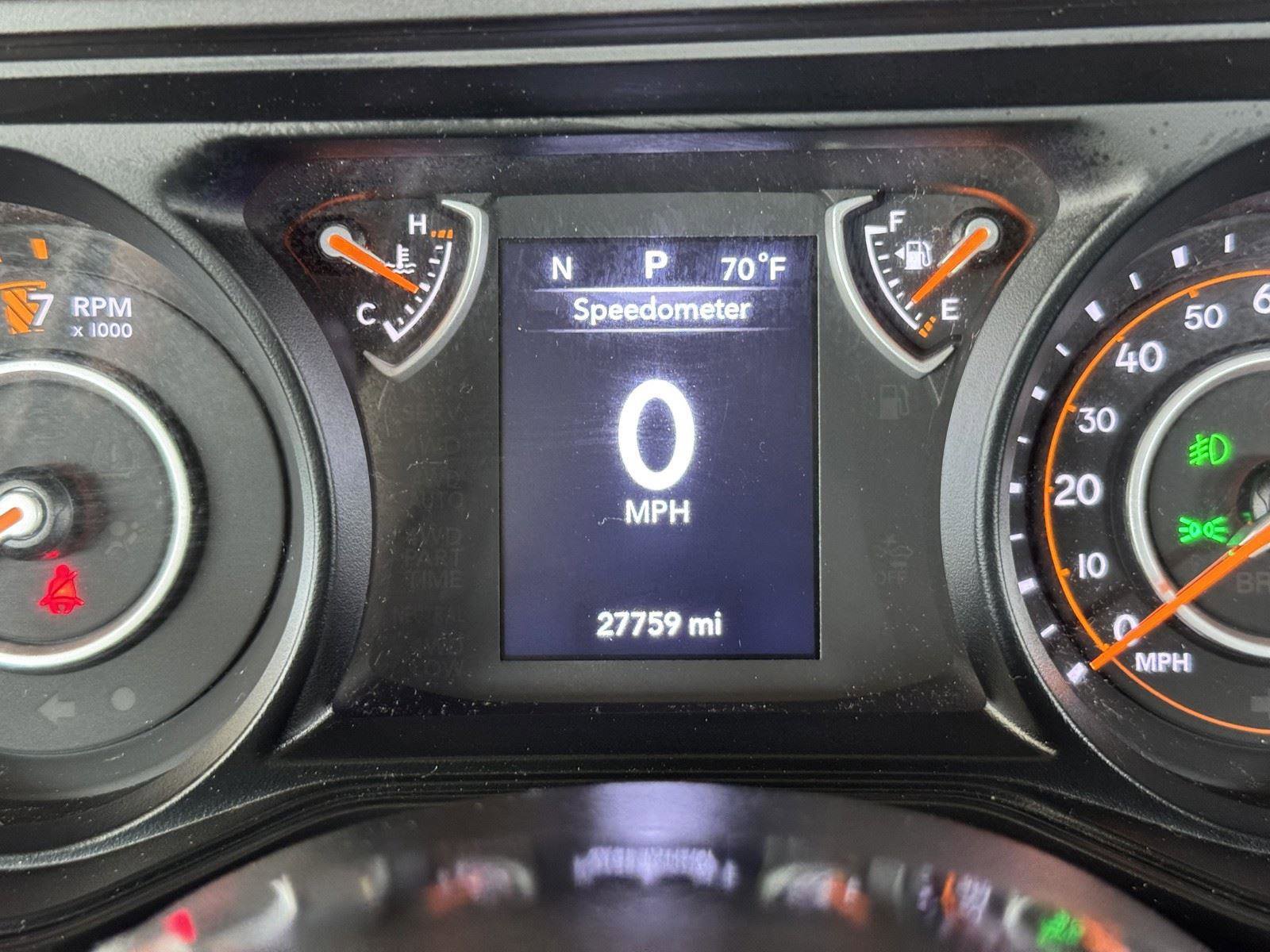 Used 2024 Jeep Gladiator Sport AWD/4WD image 11