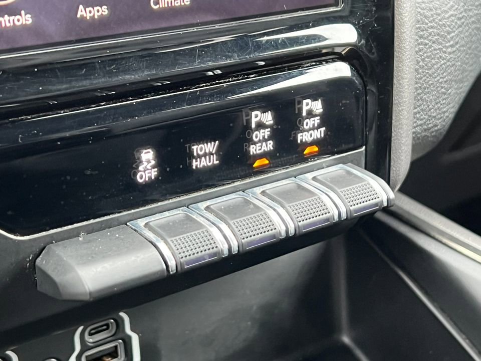 Used 2020 RAM 1500 Sport w/ Leather & Sound Group image 27