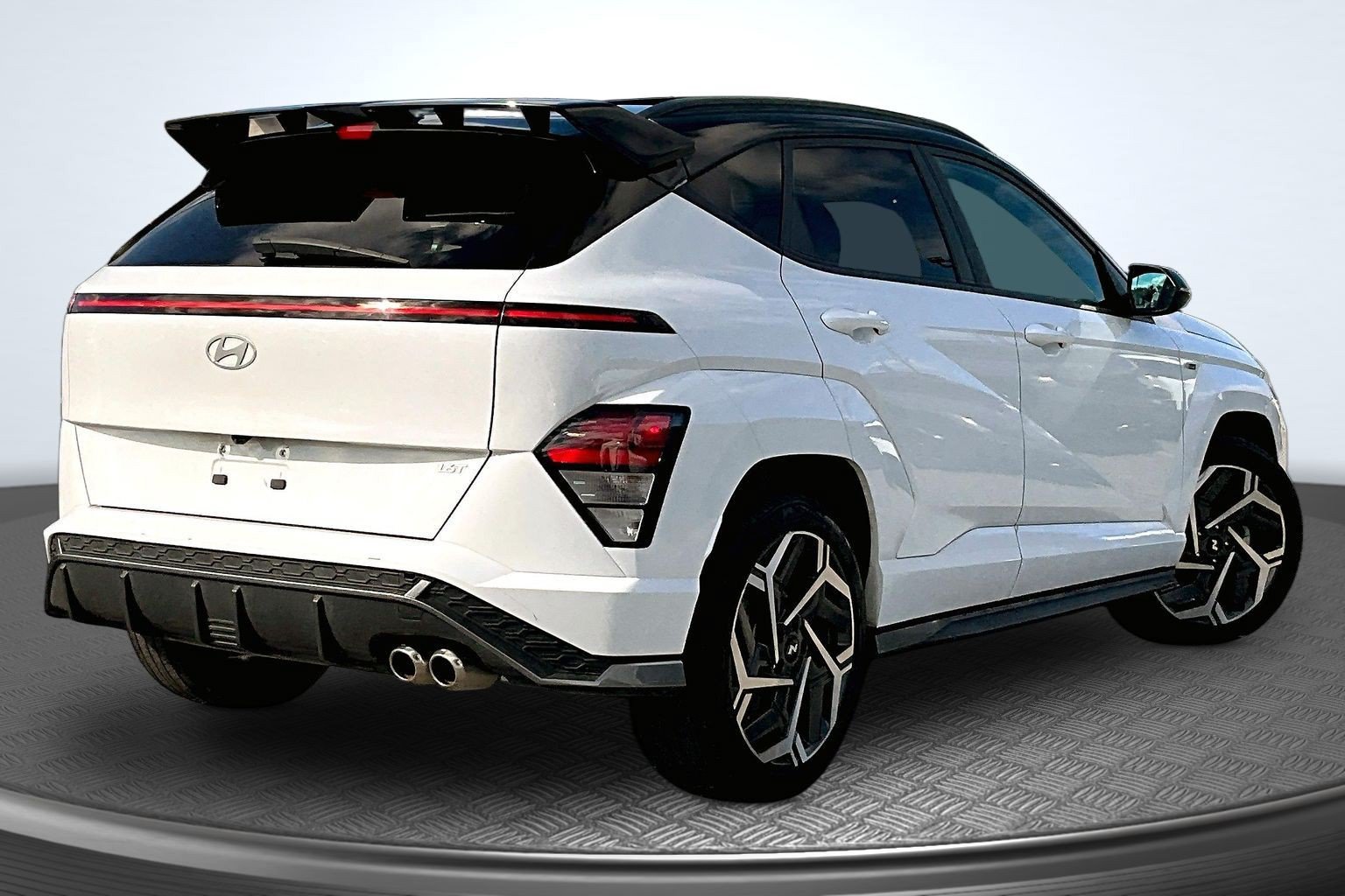 Used 2024 Hyundai Kona N Line FWD image 5