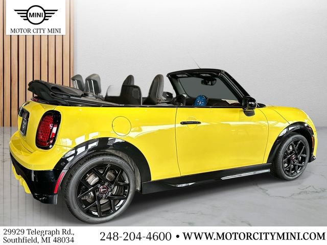 Certified 2026 MINI Cooper S FWD image 2