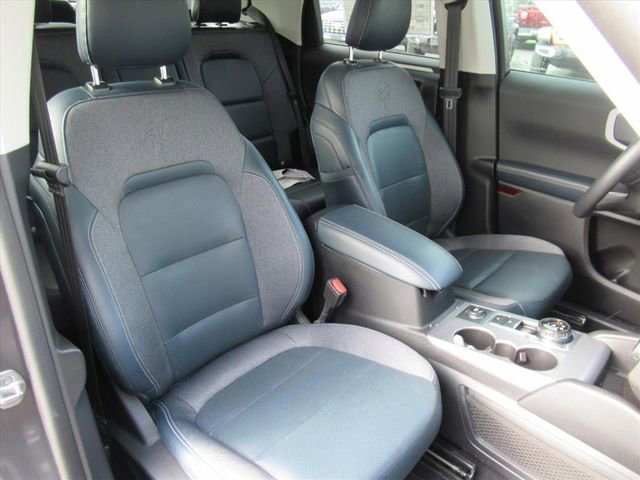 Used 2021 Ford Bronco Sport Outer Banks w/ Outer Banks Package (96D) image 9