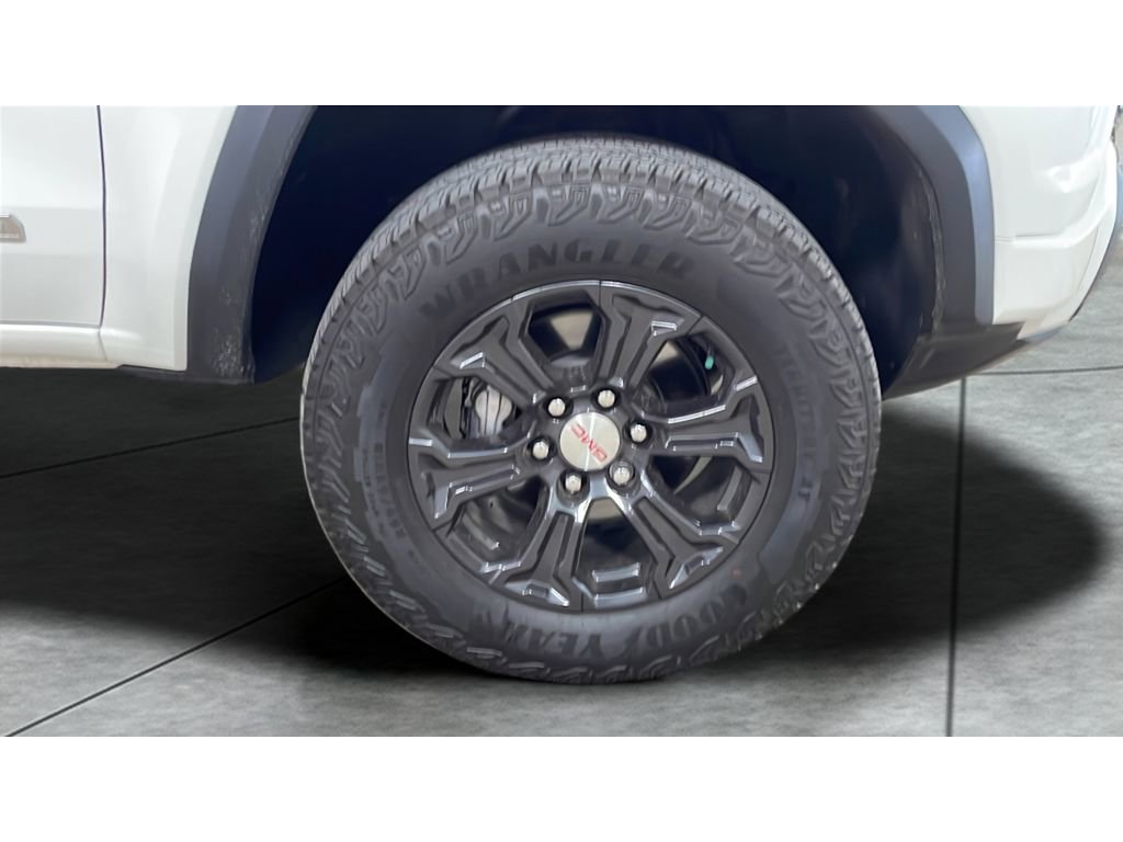 Used 2023 GMC Canyon Elevation w/ Elevation Premium Package image 21