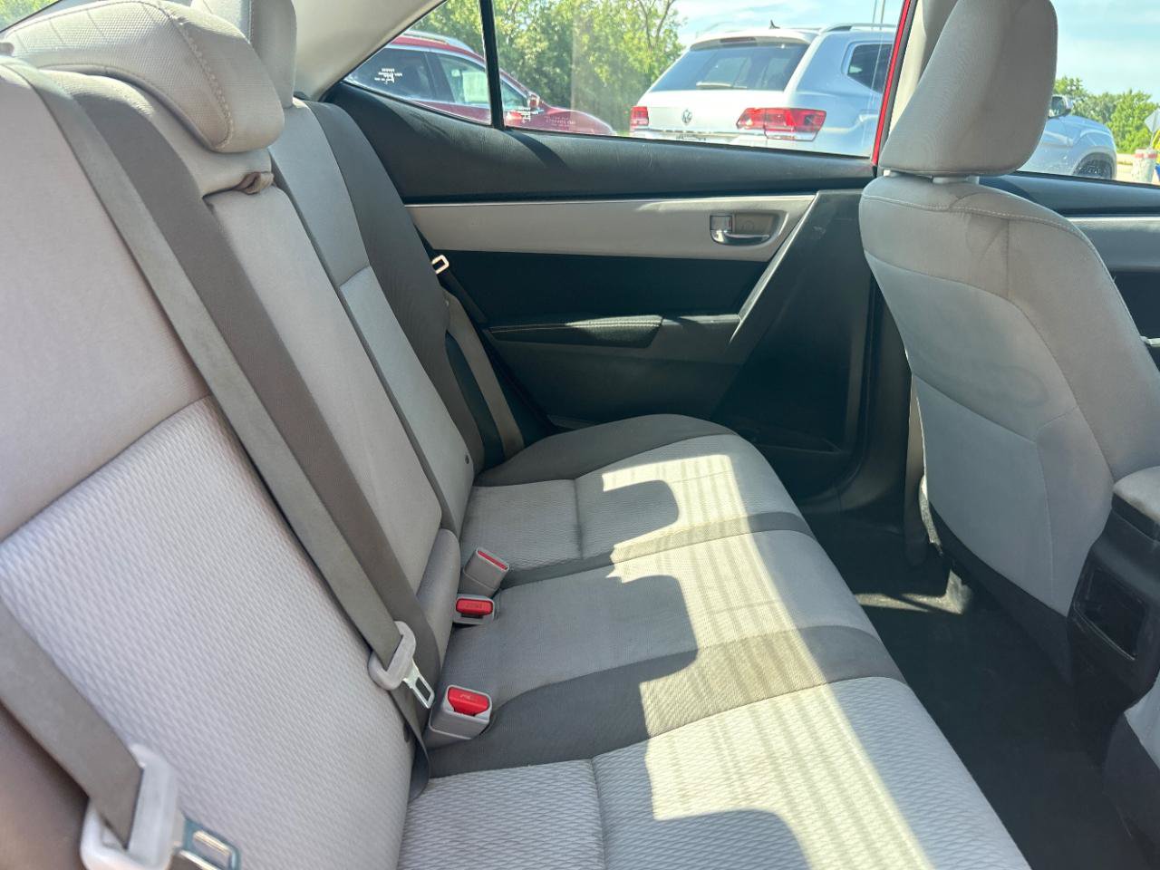 Used 2017 Toyota Corolla LE w/ Body Protection Package FWD image 22