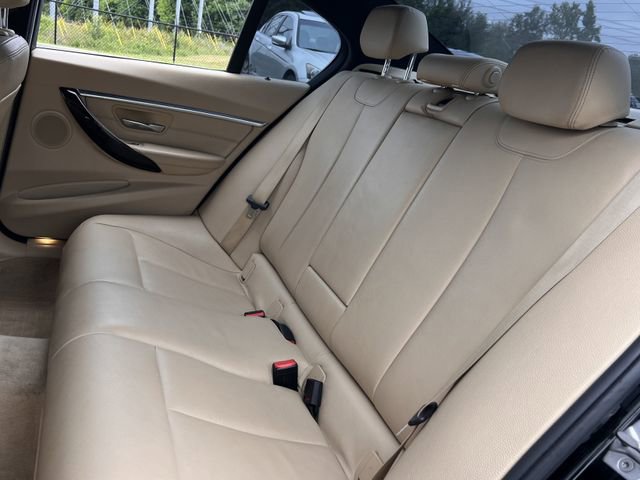Used 2016 BMW 328i Sedan RWD image 19