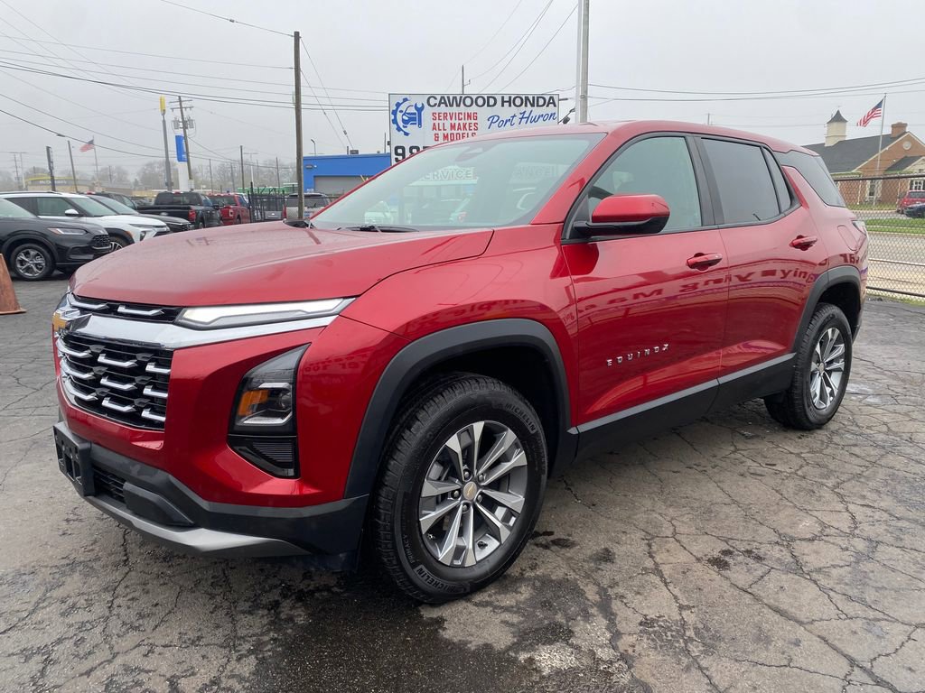 Used 2026 Chevrolet Equinox LT AWD/4WD image 7
