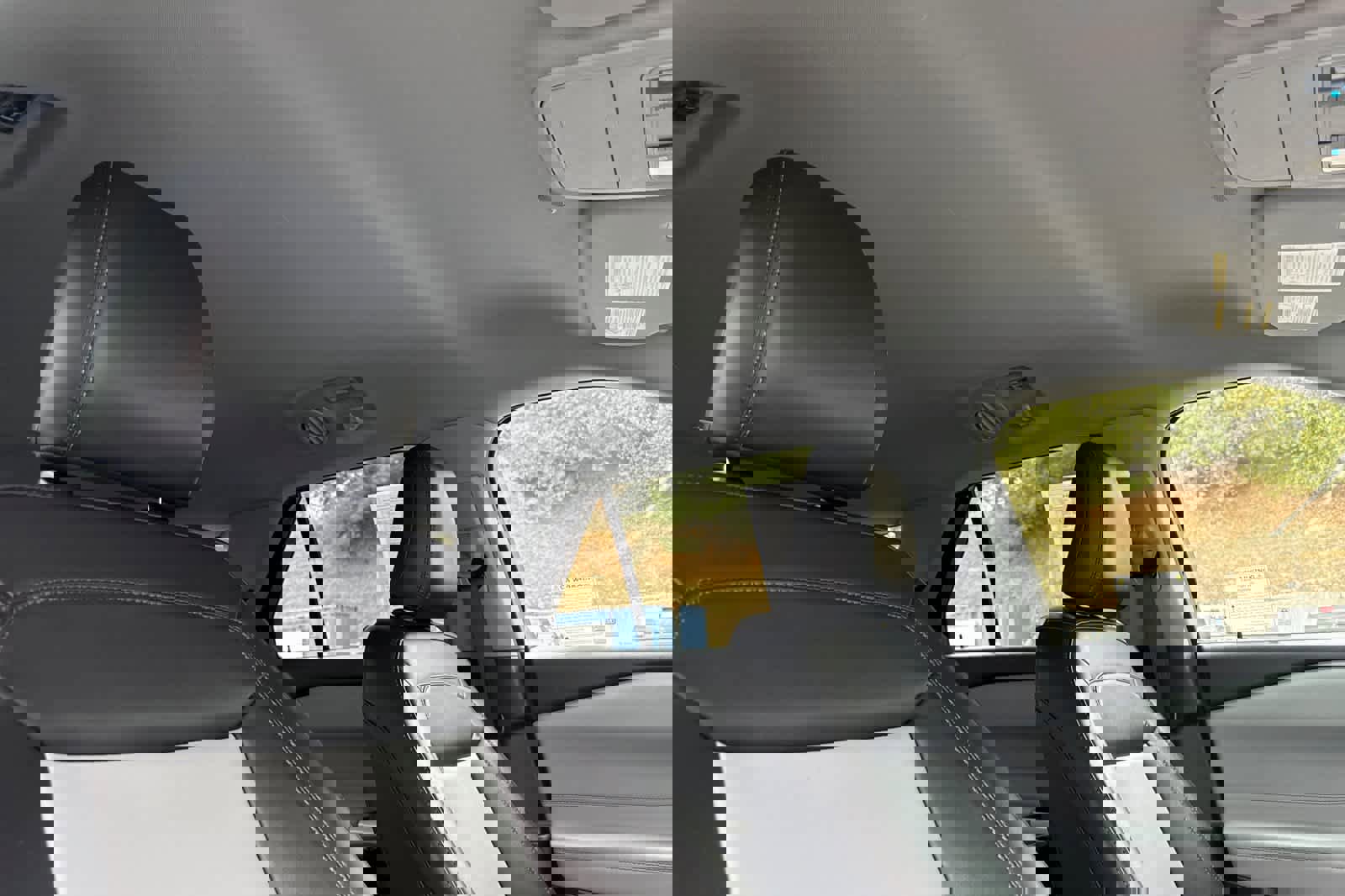 Used 2023 Ford Explorer XLT w/ Equipment Group 202A image 19