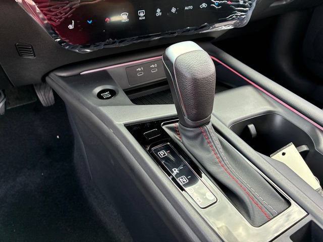 New 2026 Nissan Sentra SR w/ SR Premium Package FWD image 24