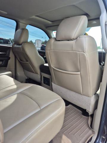 Used 2011 RAM 3500 Laramie AWD/4WD image 17