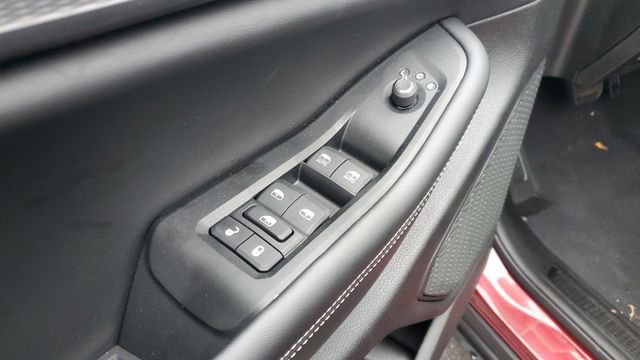 Certified 2024 Jeep Grand Cherokee L Altitude image 6