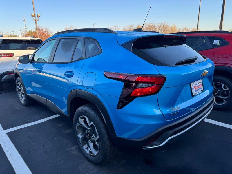 New 2026 Chevrolet Trax LT image 3