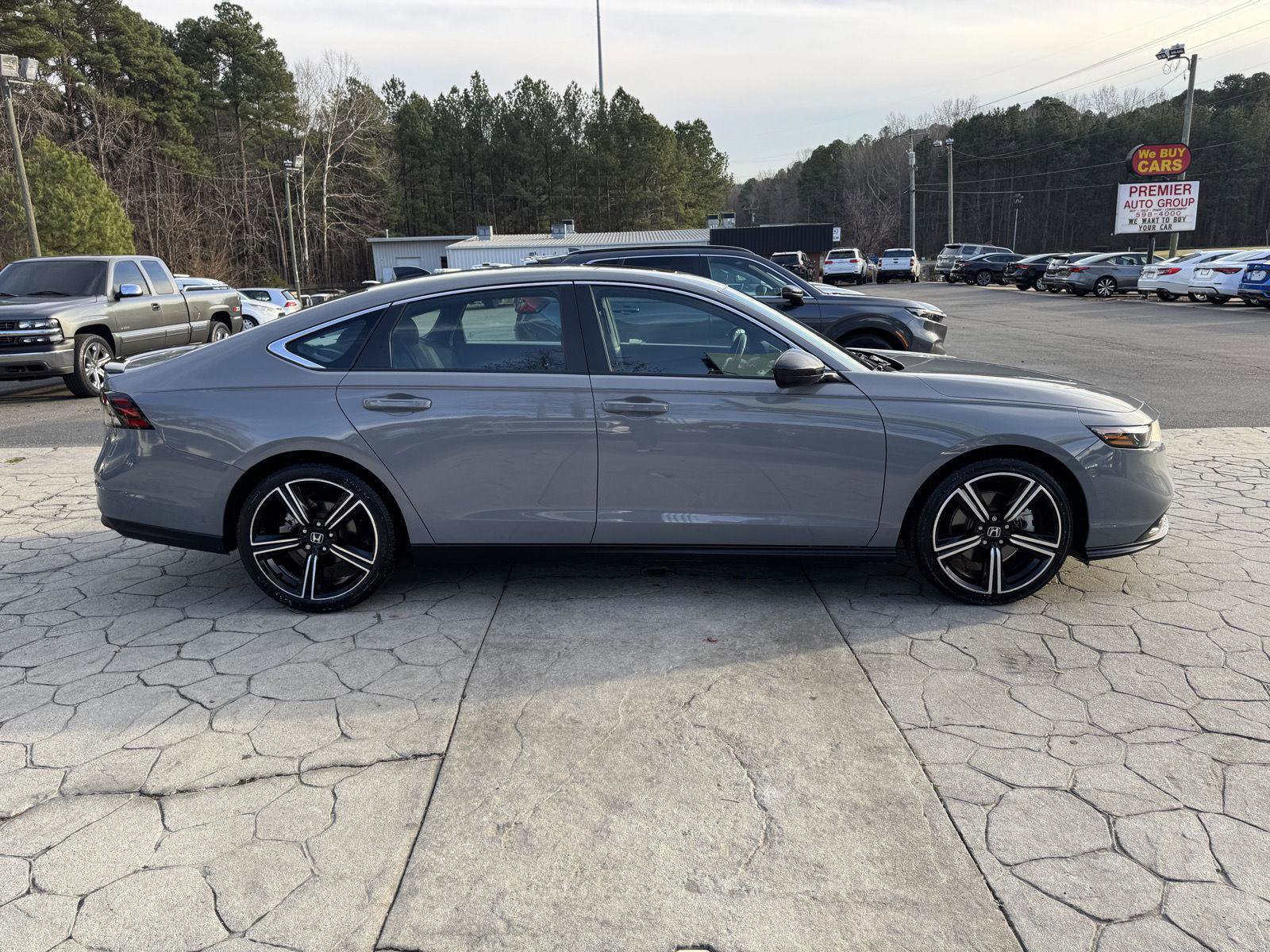 Used 2024 Honda Accord Sport image 19