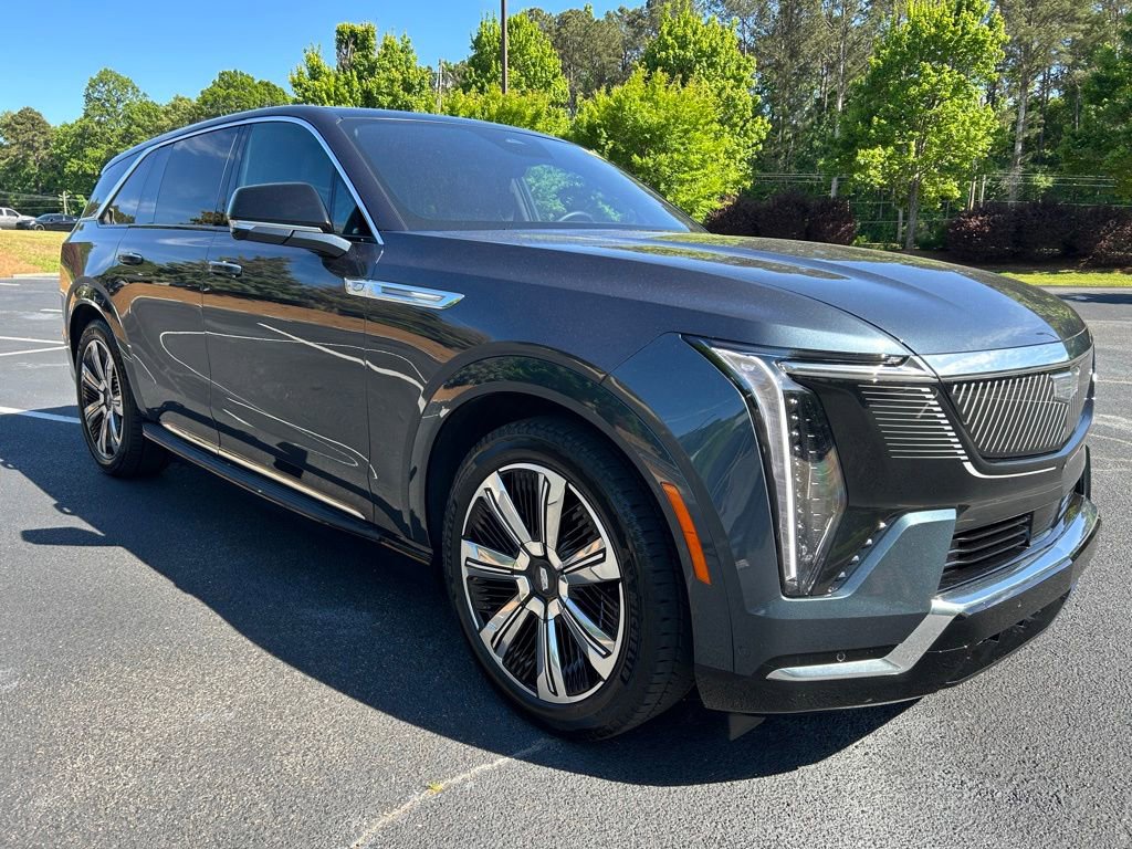 Used 2025 Cadillac Escalade IQ Luxury 2 w/ LPO, Premium Carpet Package AWD/4WD image 19
