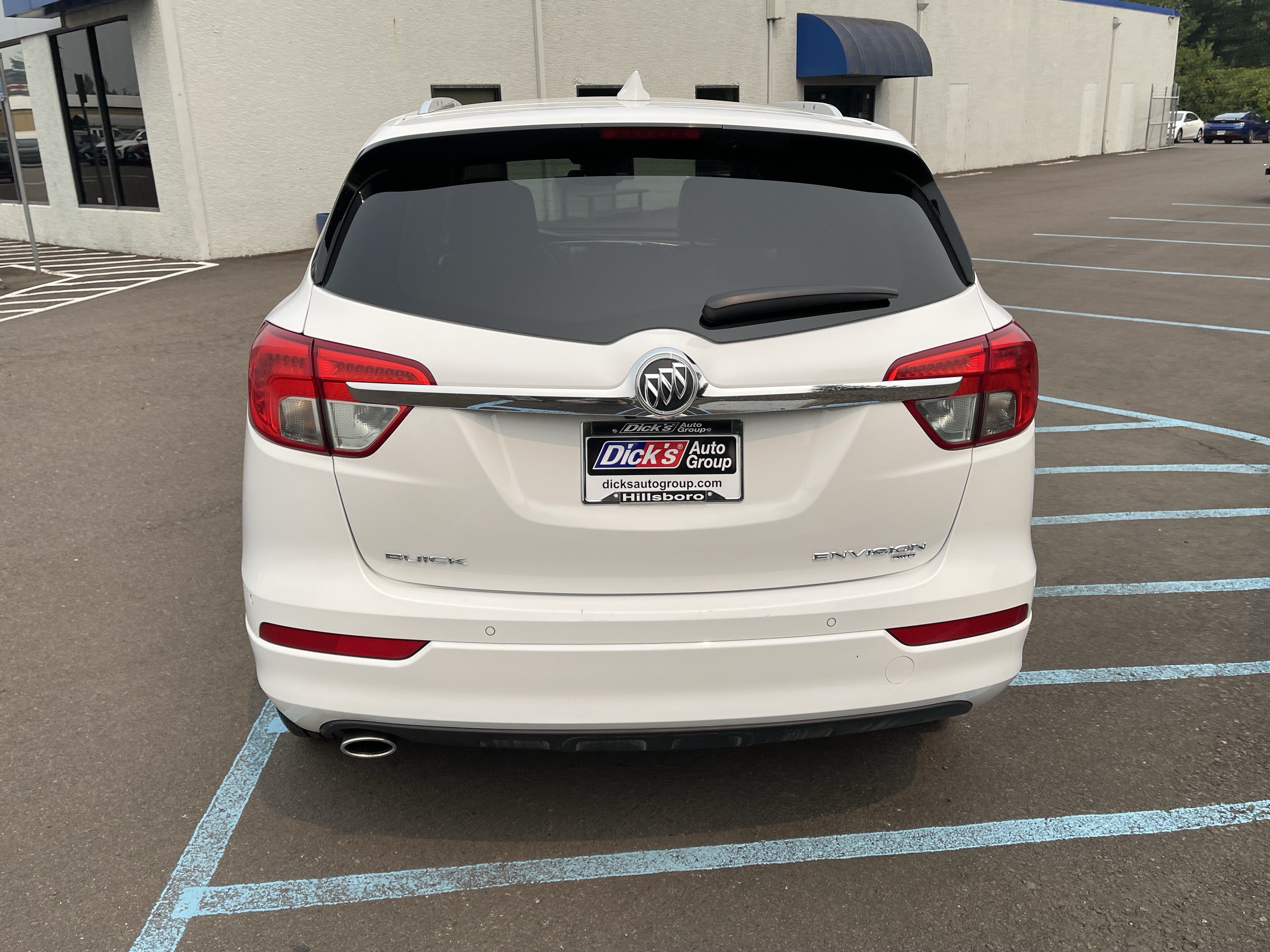 Used 2017 Buick Envision Essence AWD/4WD image 4