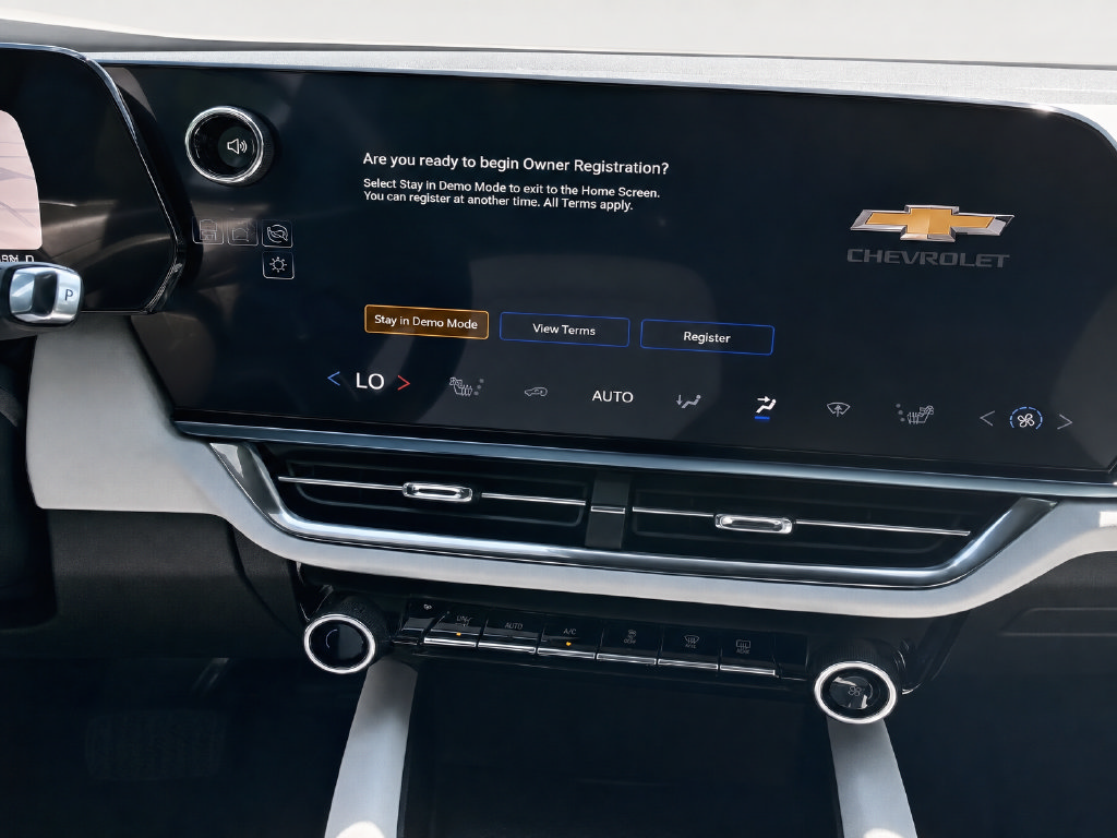 New 2026 Chevrolet Equinox EV LT AWD/4WD image 12