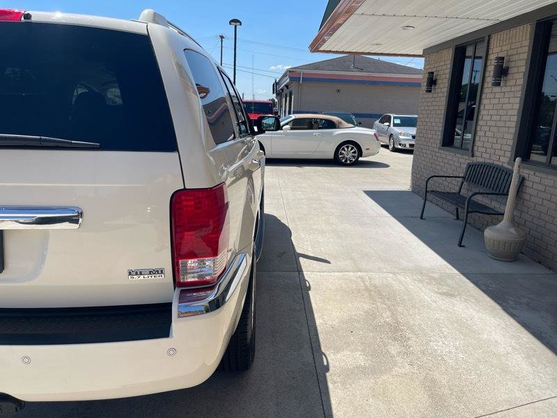 Used 2007 Chrysler Aspen Limited AWD/4WD image 12