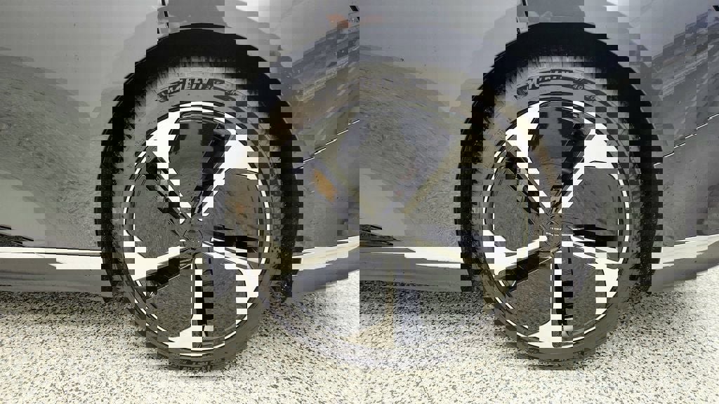 Used 2023 Lucid Air Pure image 9