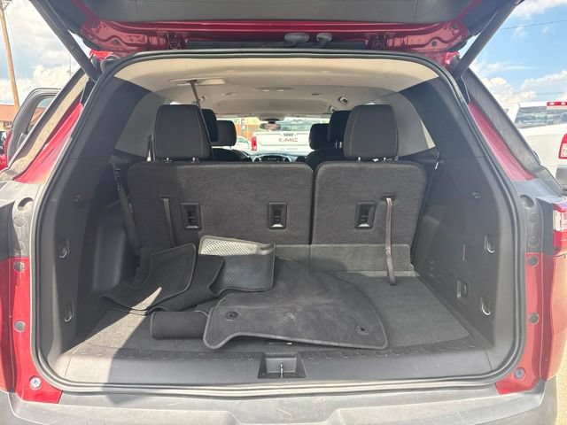 Used 2019 Chevrolet Traverse LT w/ LPO, Blackout Package AWD/4WD image 12