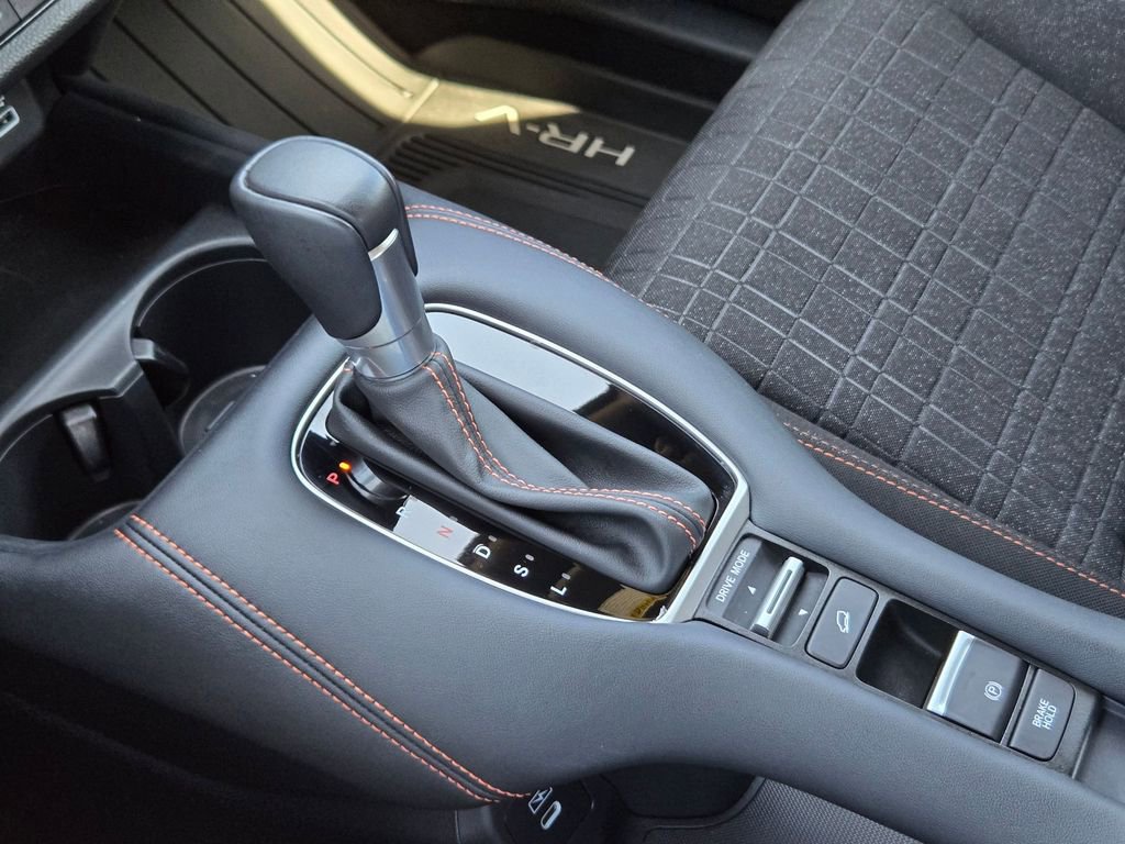 Used 2024 Honda HR-V Sport image 18