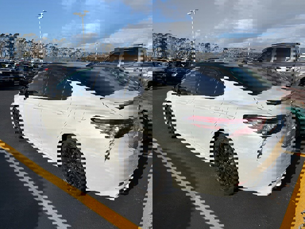 Used 2022 Toyota Camry XSE w/ Navigation Upgrade Package image 3