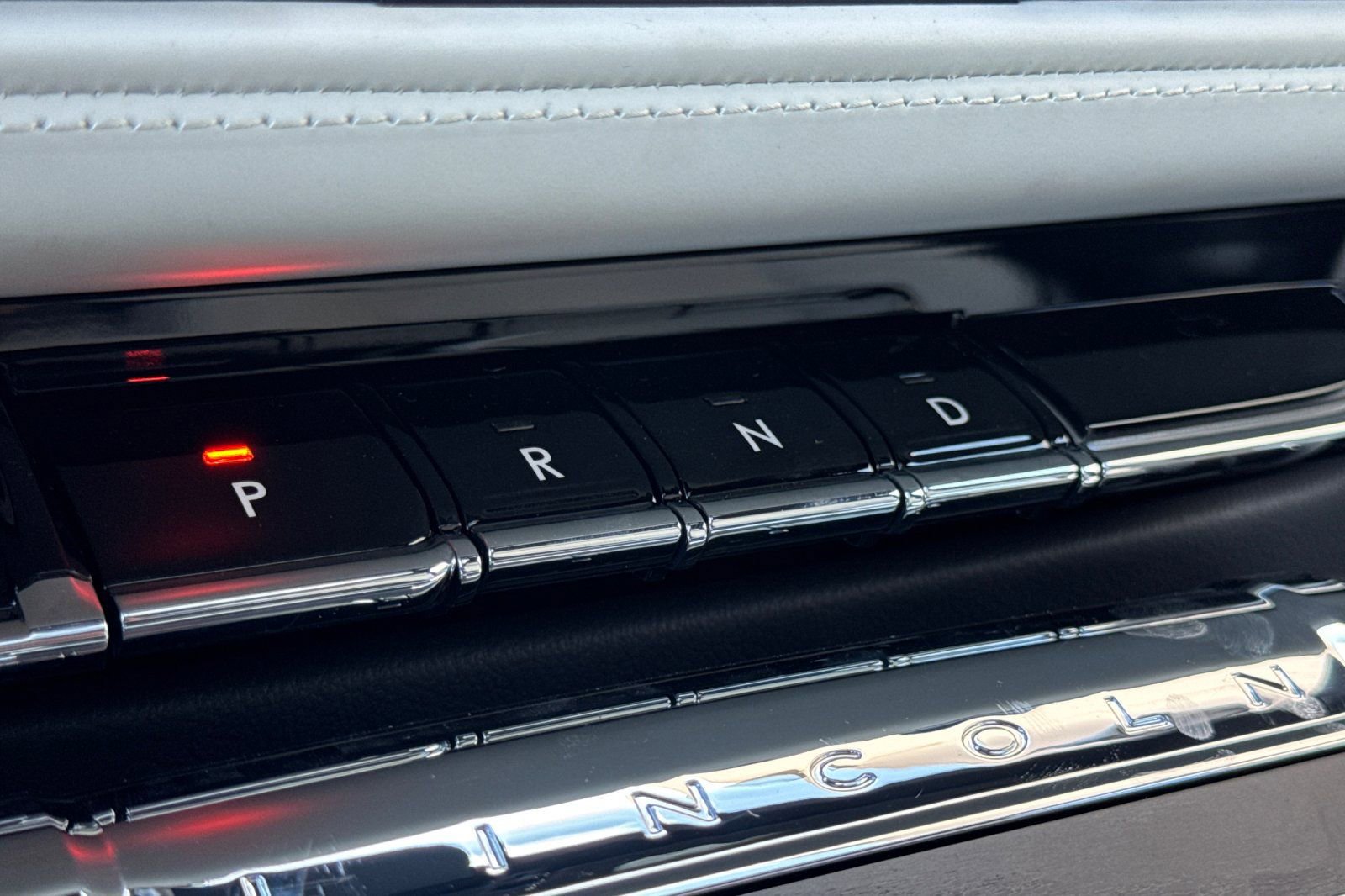 New 2025 Lincoln Aviator Black Label image 21