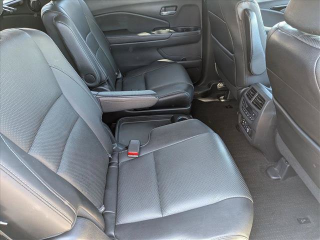 Used 2017 Honda Pilot Elite image 19