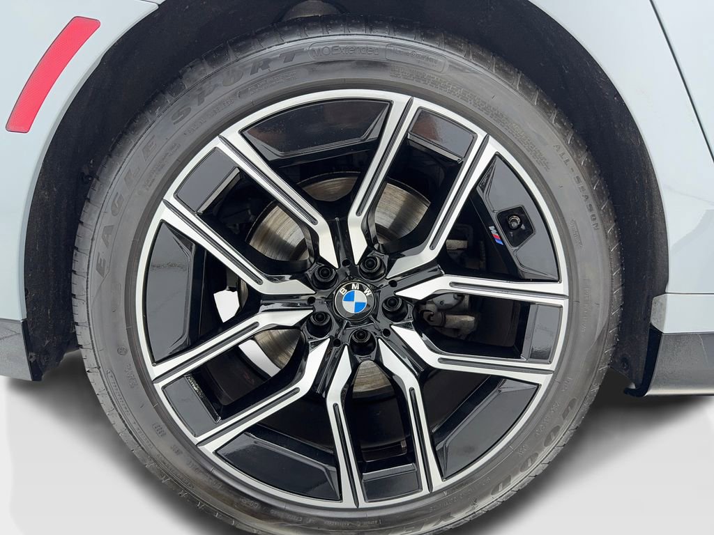 Used 2023 BMW 740i 740i M SPORT,NAV,CAM,PANO,HEAD image 52