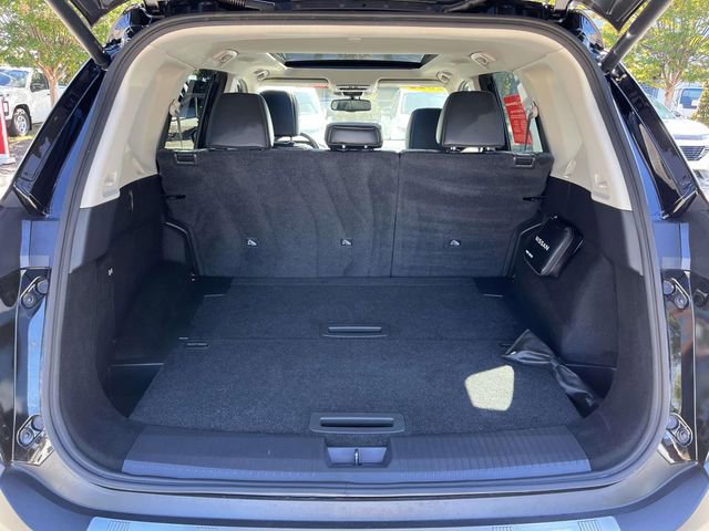 Certified 2022 Nissan Rogue SL w/ SL Premium Package image 12