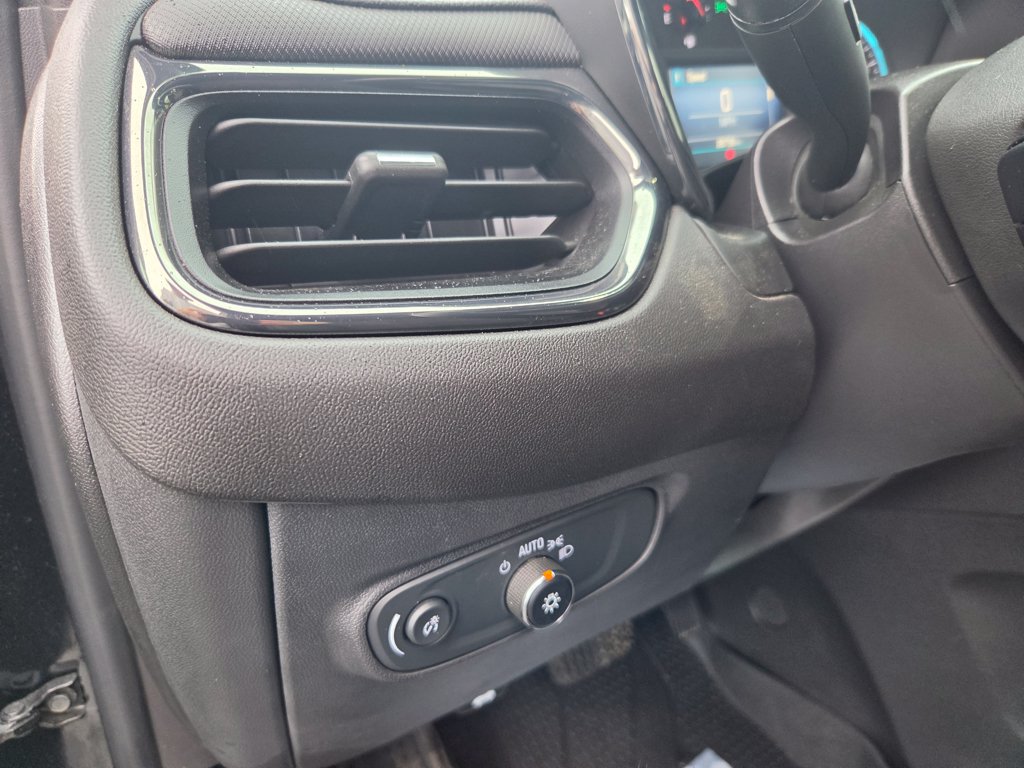 Used 2024 Chevrolet Equinox RS AWD/4WD image 11