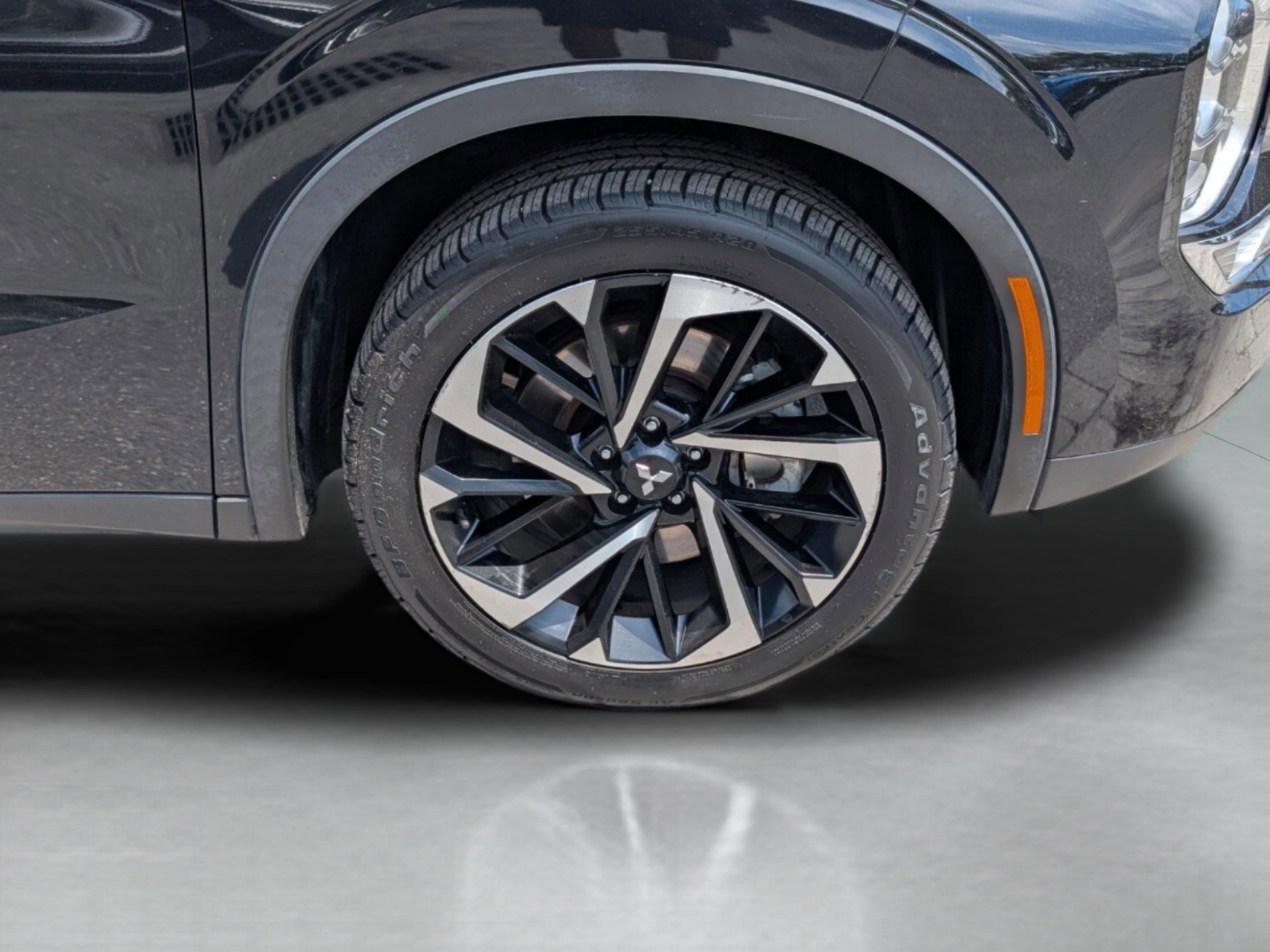 Used 2022 Mitsubishi Outlander SE AWD/4WD image 9