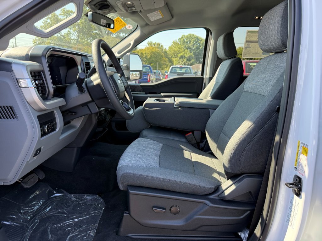 New 2027 Ford F250 XLT w/ XLT Premium Package AWD/4WD image 12