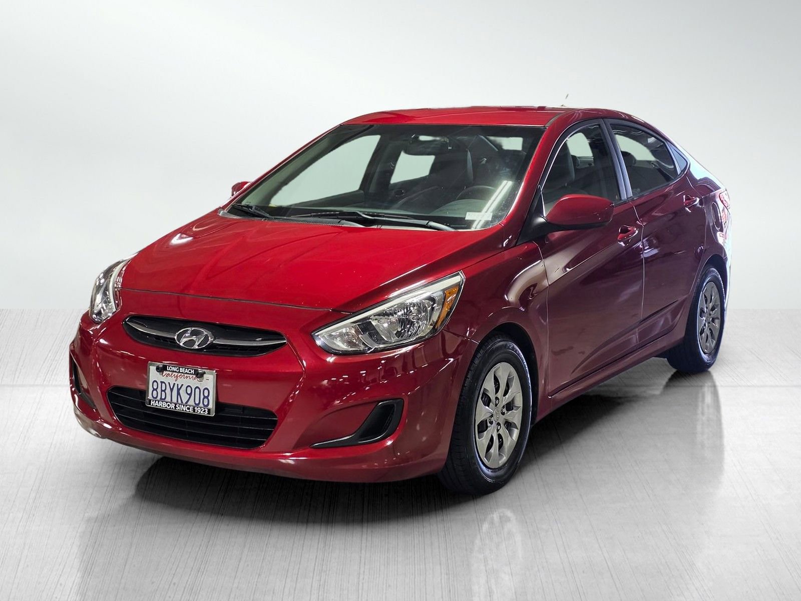 Used 2017 Hyundai Accent SE image 3