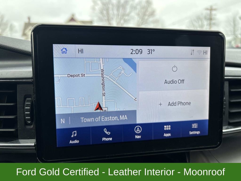 Certified 2022 Ford Explorer XLT w/ Equipment Group 202A image 29