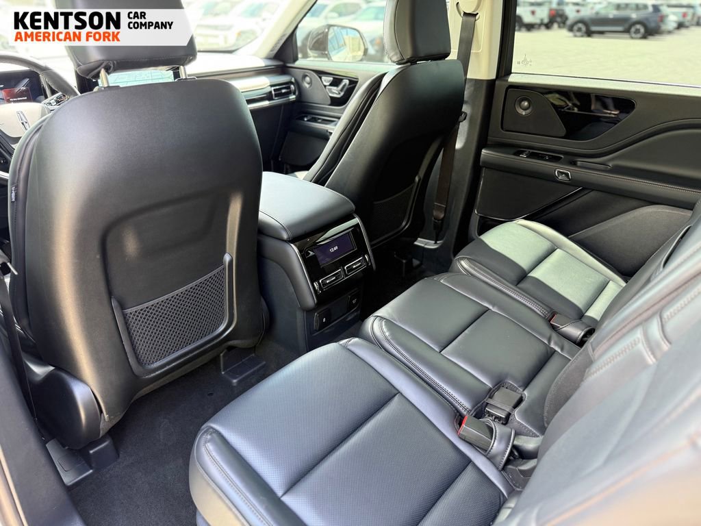 Used 2025 Lincoln Aviator Reserve w/ Illumination Package AWD/4WD image 34