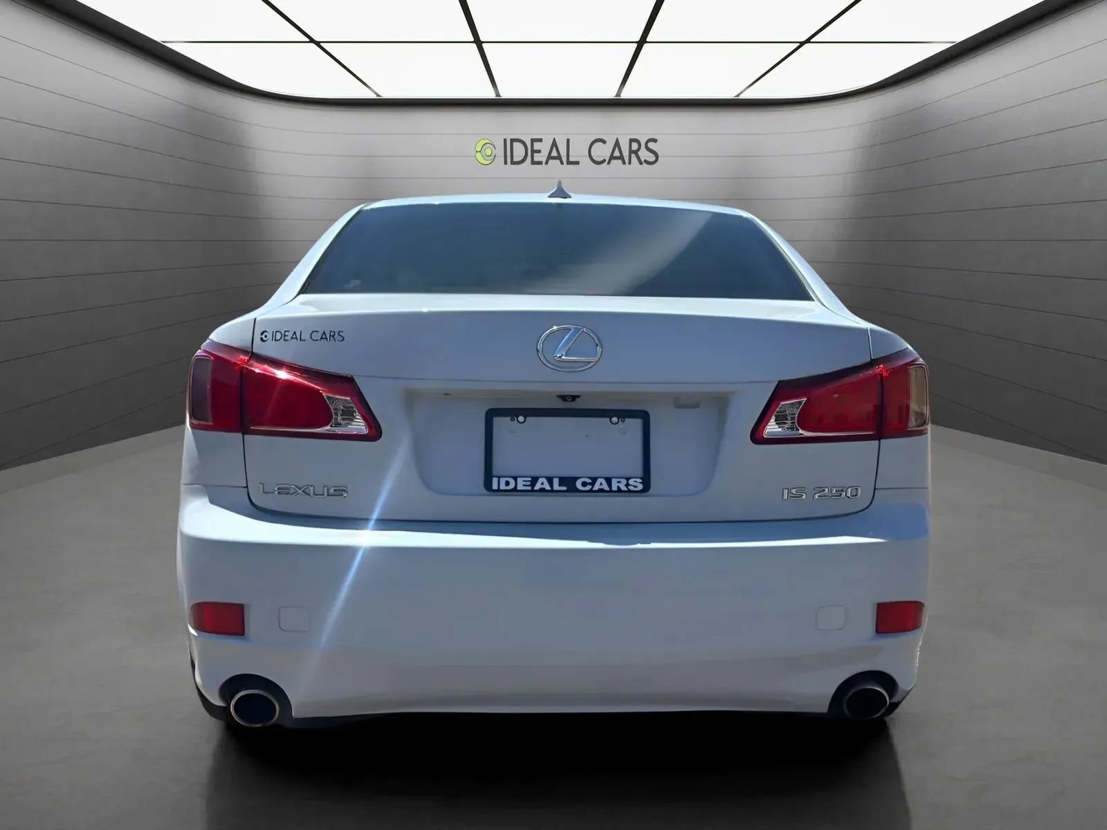 Used 2011 Lexus IS 250 w/ Premium Pkg Value Edition RWD image 9