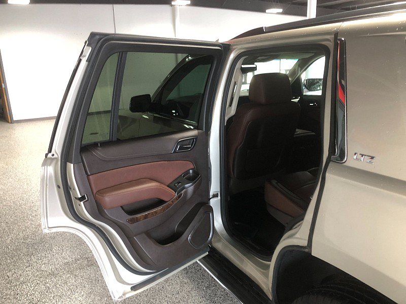 Used 2016 Chevrolet Tahoe LTZ AWD/4WD image 13
