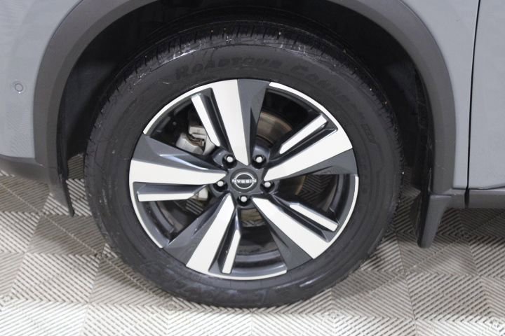 Used 2023 Nissan Rogue SL w/ SL Premium Package image 37