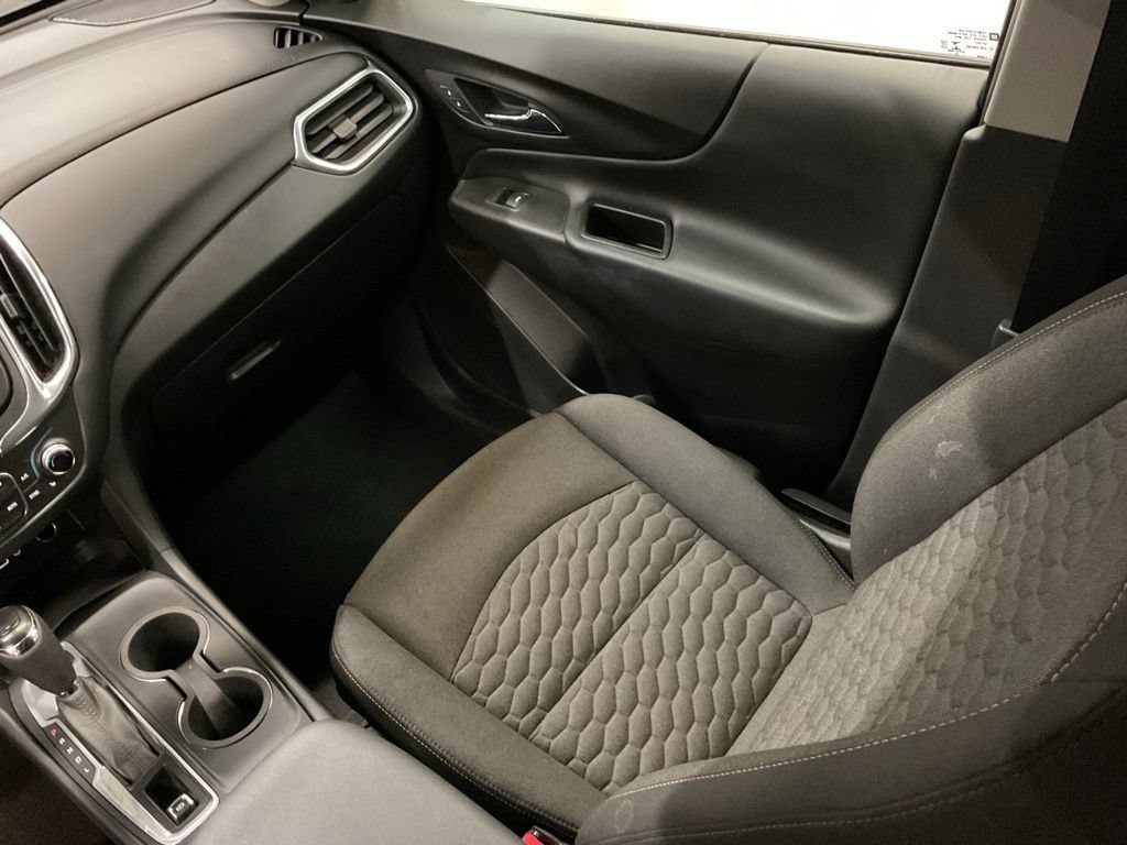 Used 2020 Chevrolet Equinox LT AWD/4WD image 17