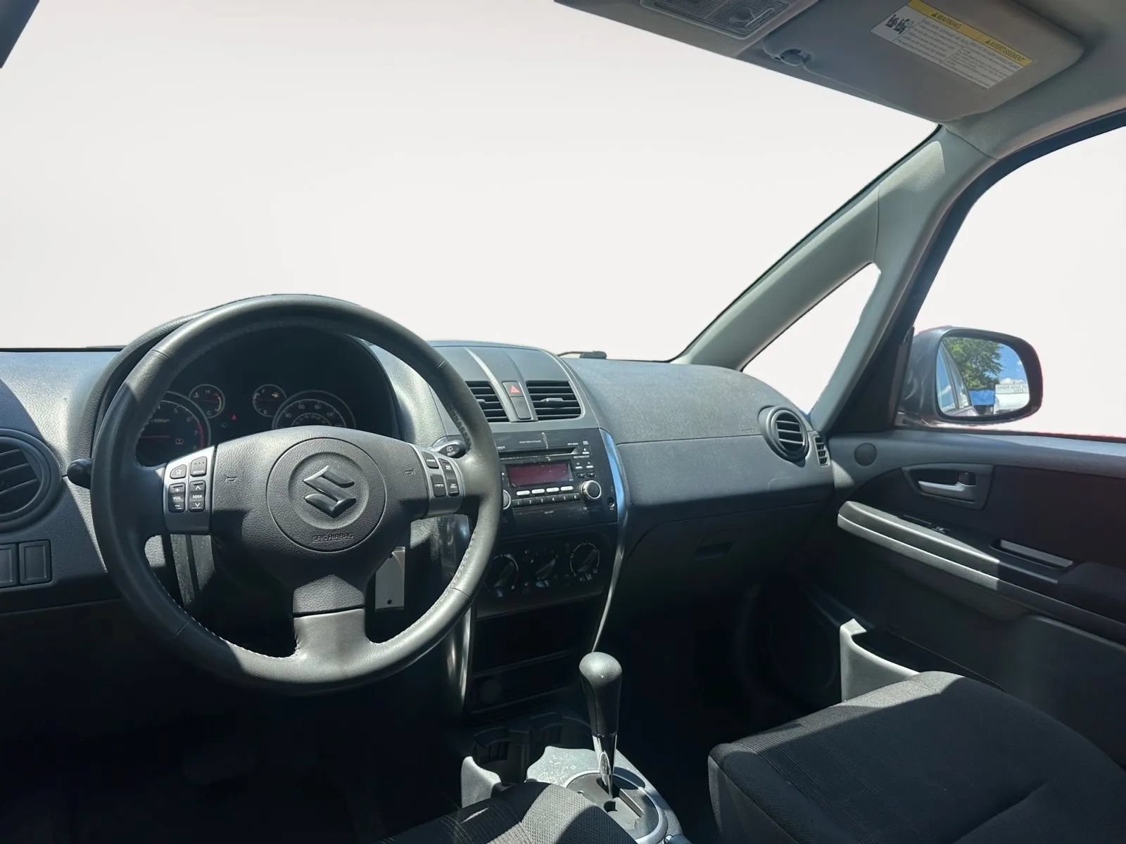 Used 2011 Suzuki SX4 AWD Hatchback image 12