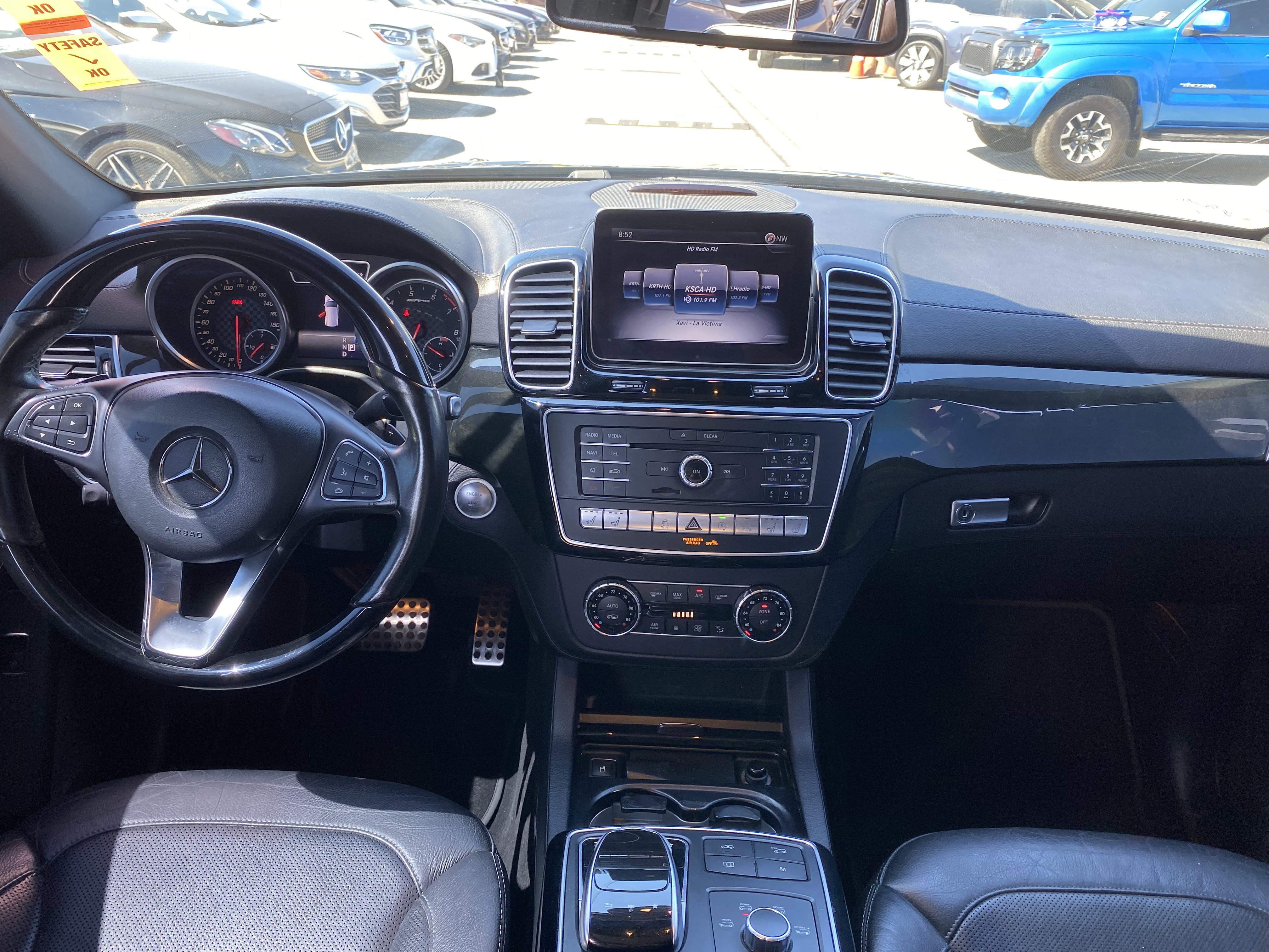 Used 2018 Mercedes-Benz GLE 43 AMG 4MATIC w/ Premium 2 Package image 11