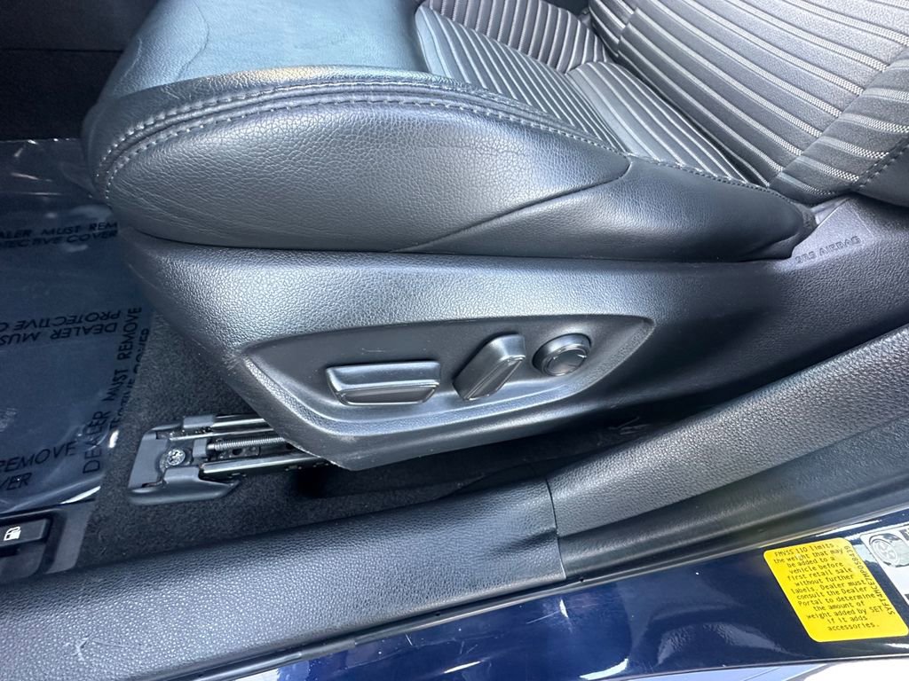 Used 2021 Toyota Corolla XSE image 11