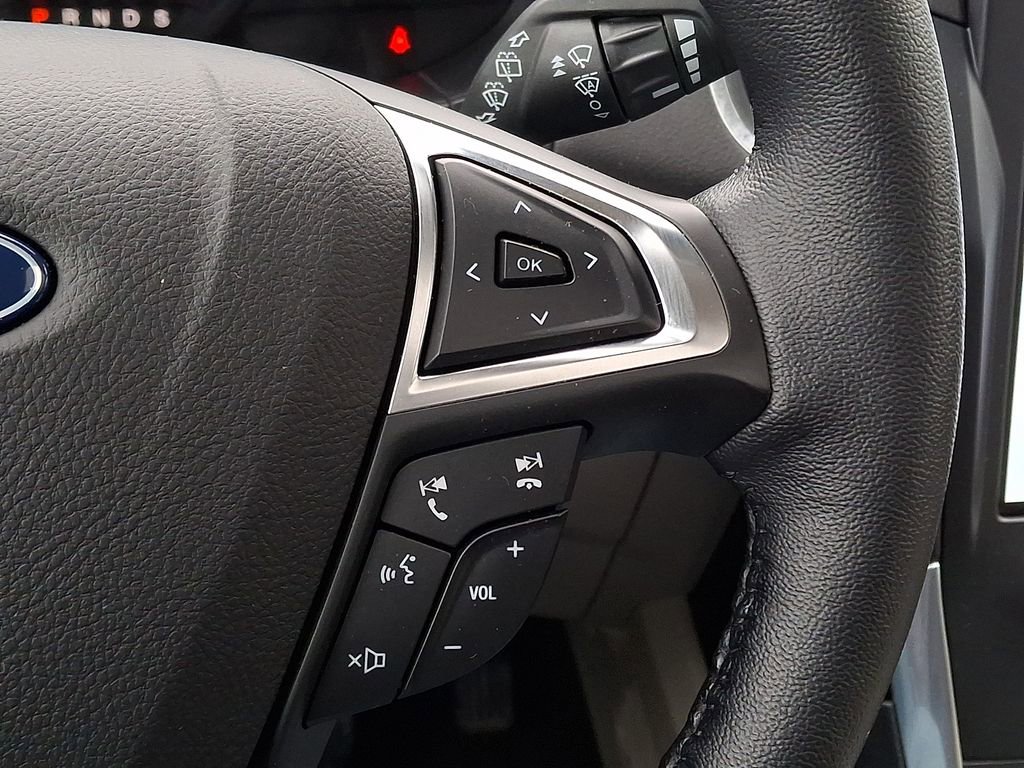 Certified 2023 Ford Edge Titanium w/ Equipment Group 301A image 22