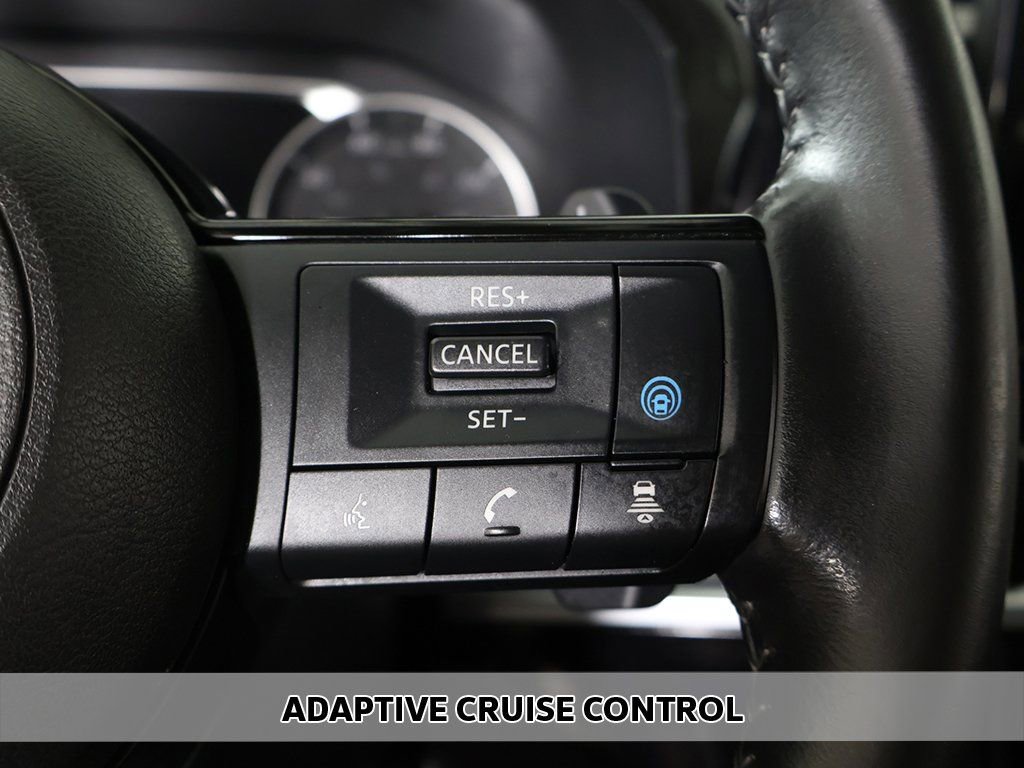 Used 2023 Nissan Pathfinder SL w/ Lighting Package (N92) image 4