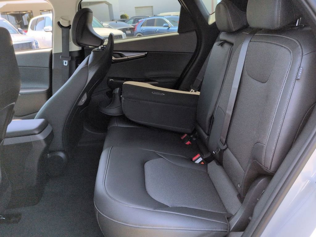 New 2025 Kia EV6 Light RWD image 26