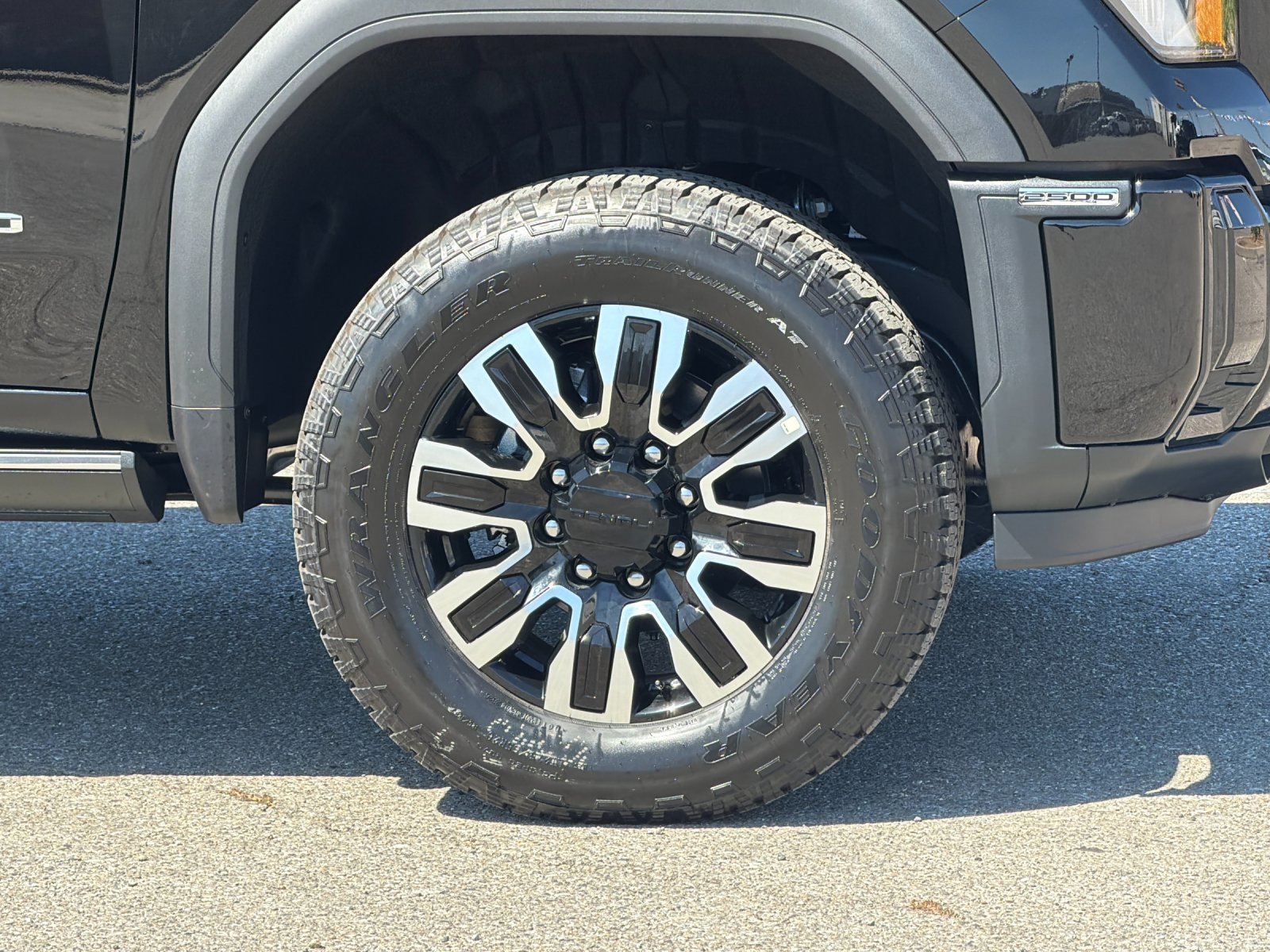 New 2026 GMC Sierra 2500 Denali Ultimate w/ Max Trailering Package AWD/4WD image 24