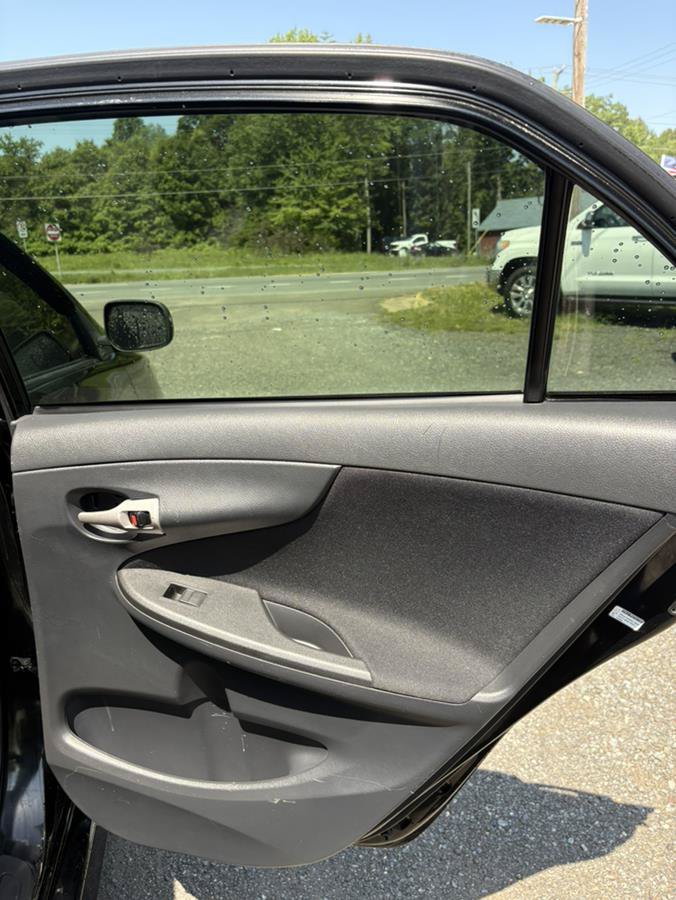 Used 2009 Toyota Corolla S FWD image 16
